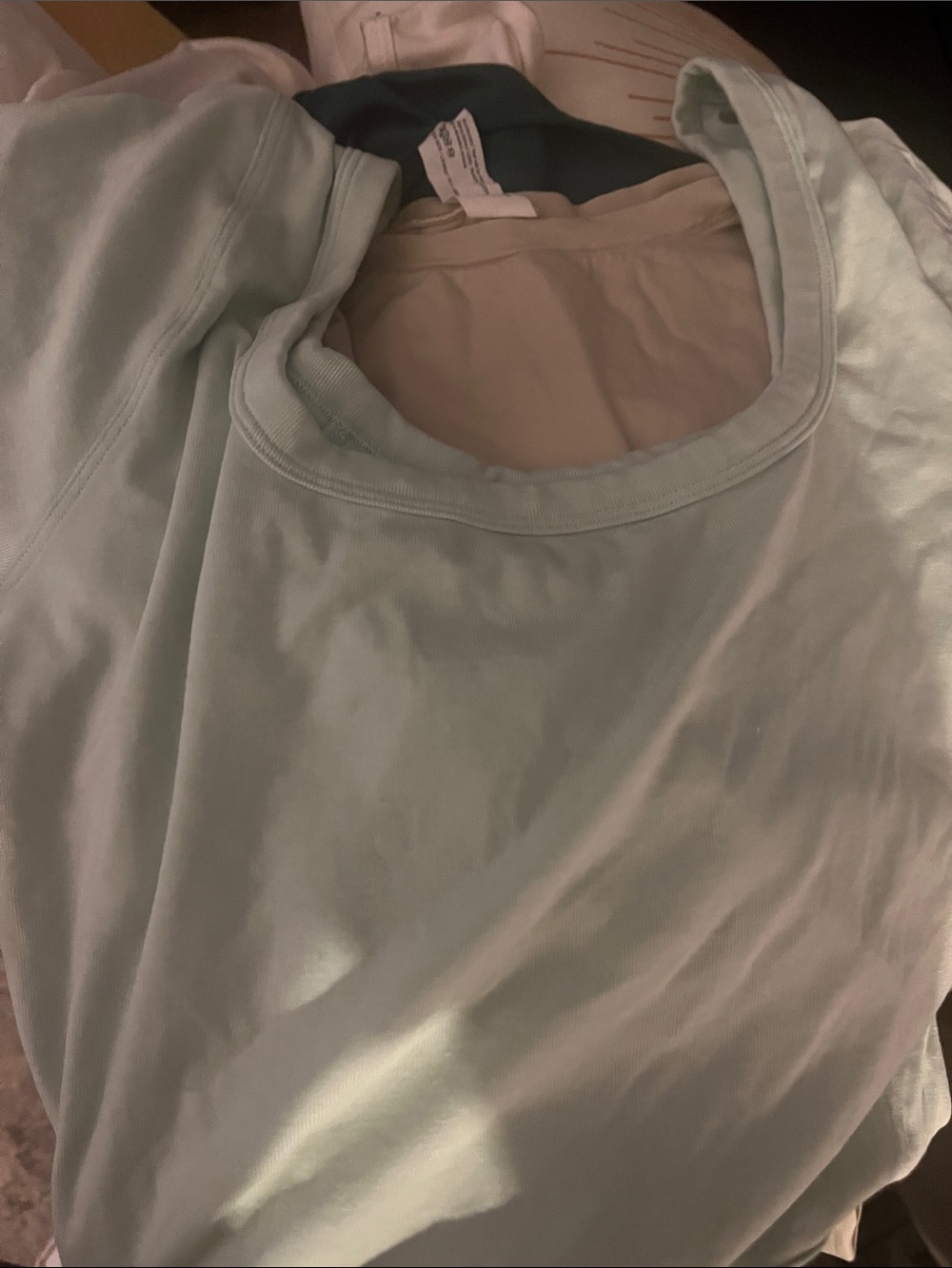 4 crop top lot 2 lululemon, hollister graphic and wild fable open back